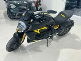 Ducati Diavel 1260S Black and Steel