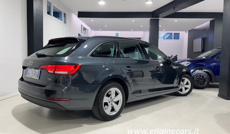 
								A4 Avant Business 2.0 150cv tdi S-Tronic full									