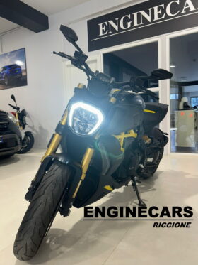 Ducati Diavel 1260S Black and Steel