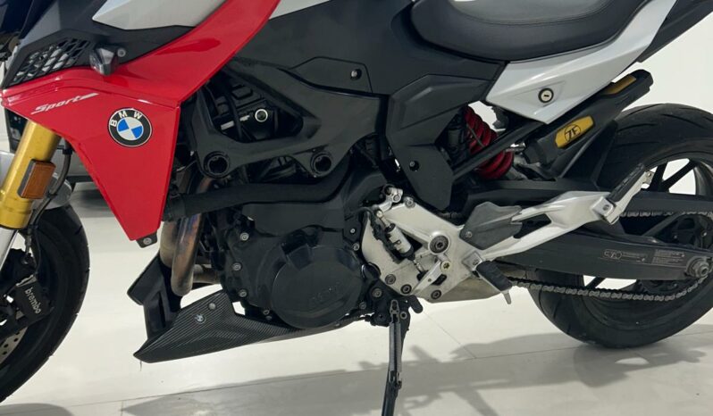 
								BMW F900R Sport full									