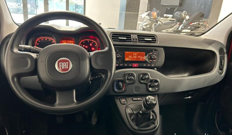 
								Fiat Panda Hybrid 1.0 69cv full									