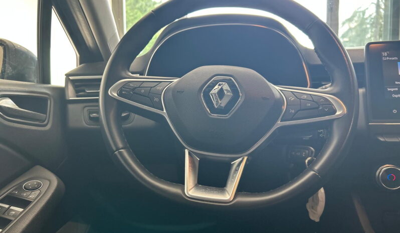 
								Renault Clio 1.6 E-Tech hybrid 140cv full									