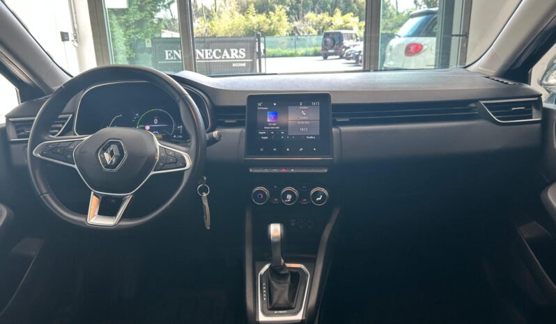 
								Renault Clio 1.6 E-Tech hybrid 140cv full									
