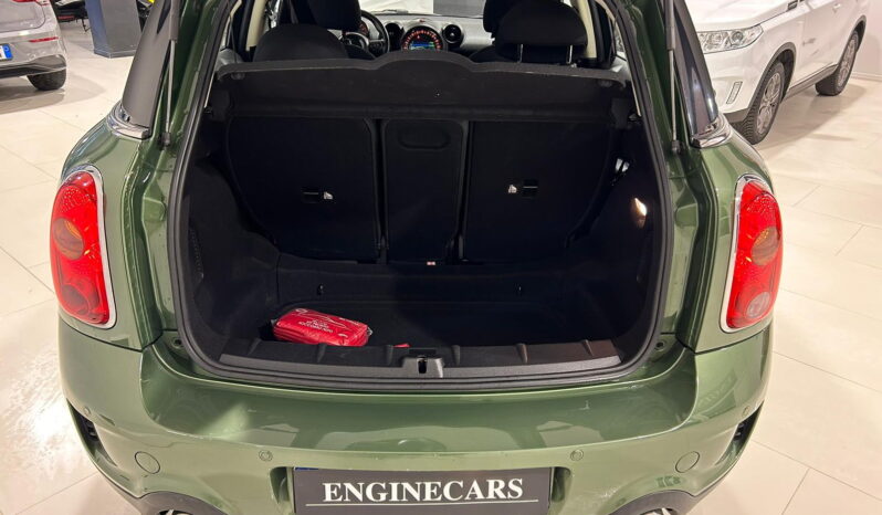 
								MINI Cooper SD Countryman full									