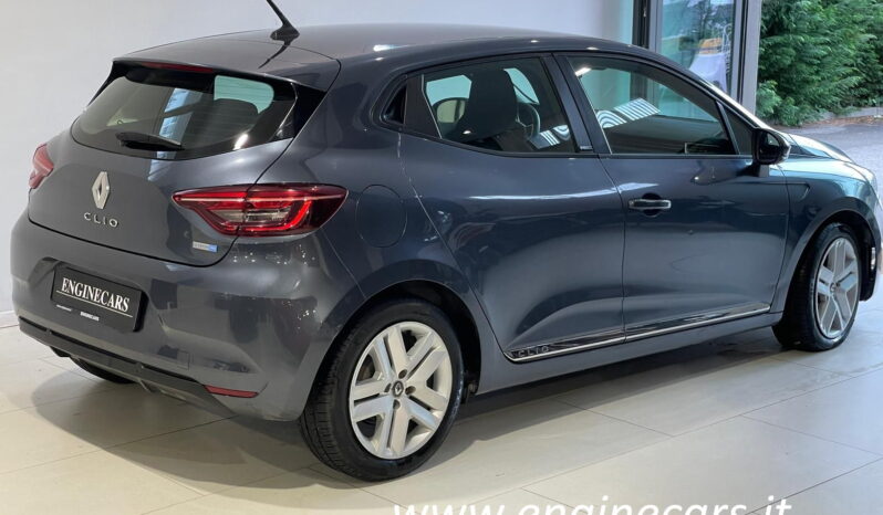 
								Renault Clio 1.6 E-Tech hybrid 140cv full									
