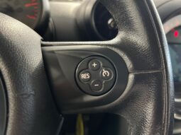 
										MINI Cooper SD Countryman full									
