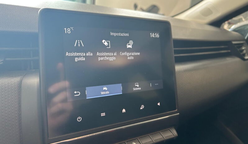 
								Renault Clio 1.6 E-Tech hybrid 140cv full									