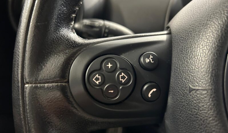 
								MINI Cooper SD Countryman full									