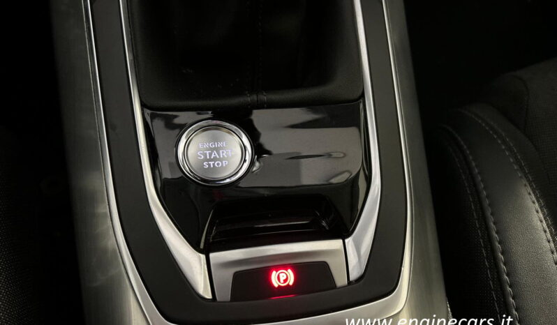 
								Peugeot 308 BlueHDi S&S 130 Allure full									