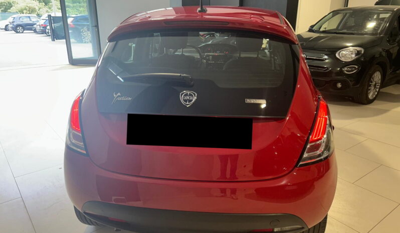 
								Lancia Ypsilon 1.0 firefly hybrid Silver s full									