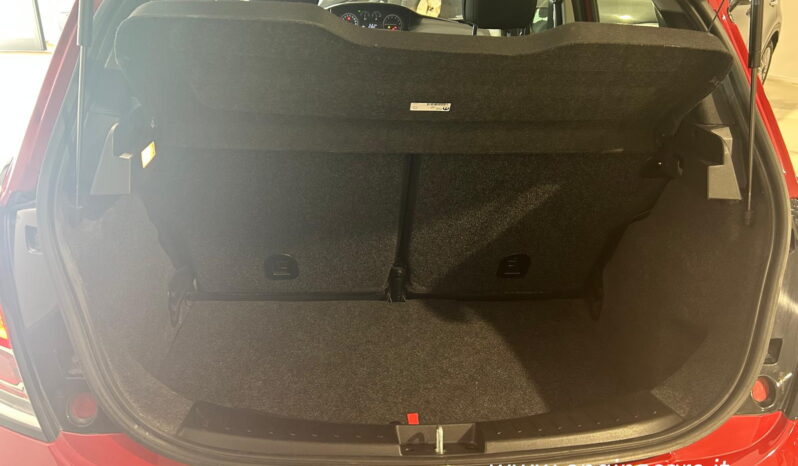 
								Lancia Ypsilon 1.0 firefly hybrid Silver s full									