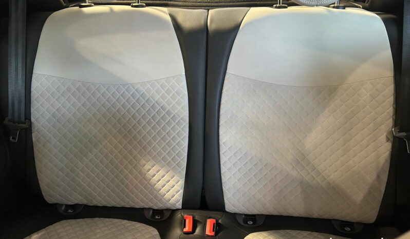 
								Fiat 500 Dolcevita Hybrid 1.0 70cv full									