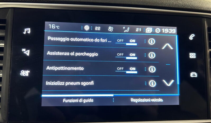 
								Peugeot 308 BlueHDi S&S 130 Allure full									