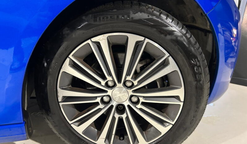 
								Peugeot 308 BlueHDi S&S 130 Allure full									