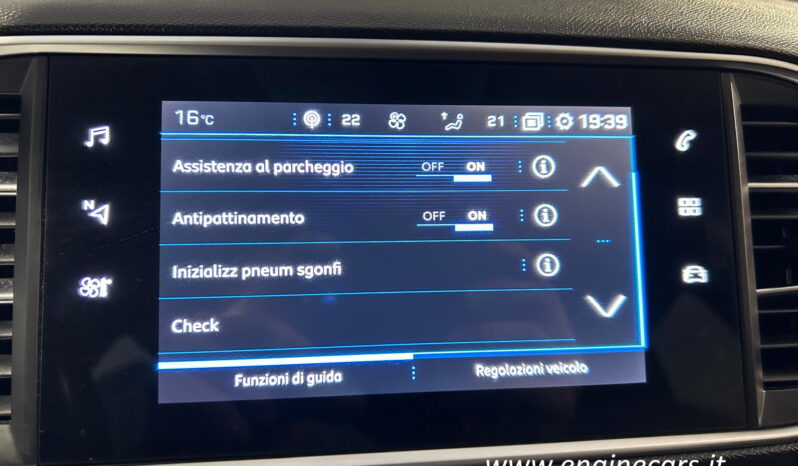 
								Peugeot 308 BlueHDi S&S 130 Allure full									
