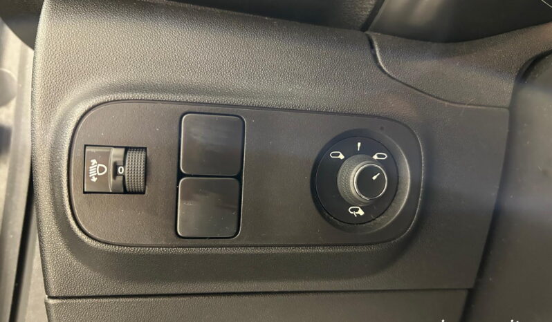 
								Citroen C3 1.5 bluehdi Shine s full									