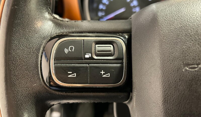 
								C3 Aircross 1.6 100cv bluehdi Shine full									